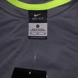 New Nike Dri-Fit Sleeveless Men’s Shirt Medium